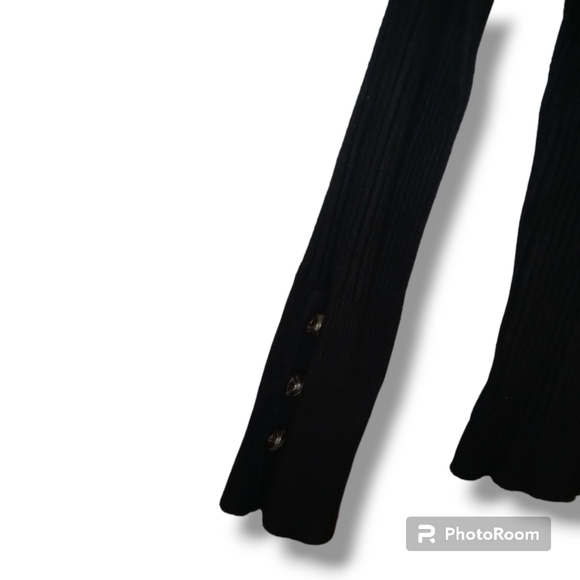 🤑 Time & Tru M 8-10 Black L/s Button Sleeve Turtle Neck Top - Picture 4 of 4